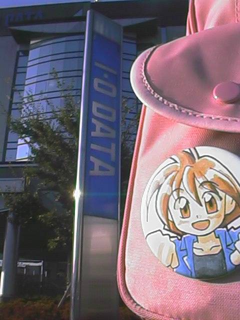 �{�N�̑f�����̃o�b�W�ƃG���f�[�^�B